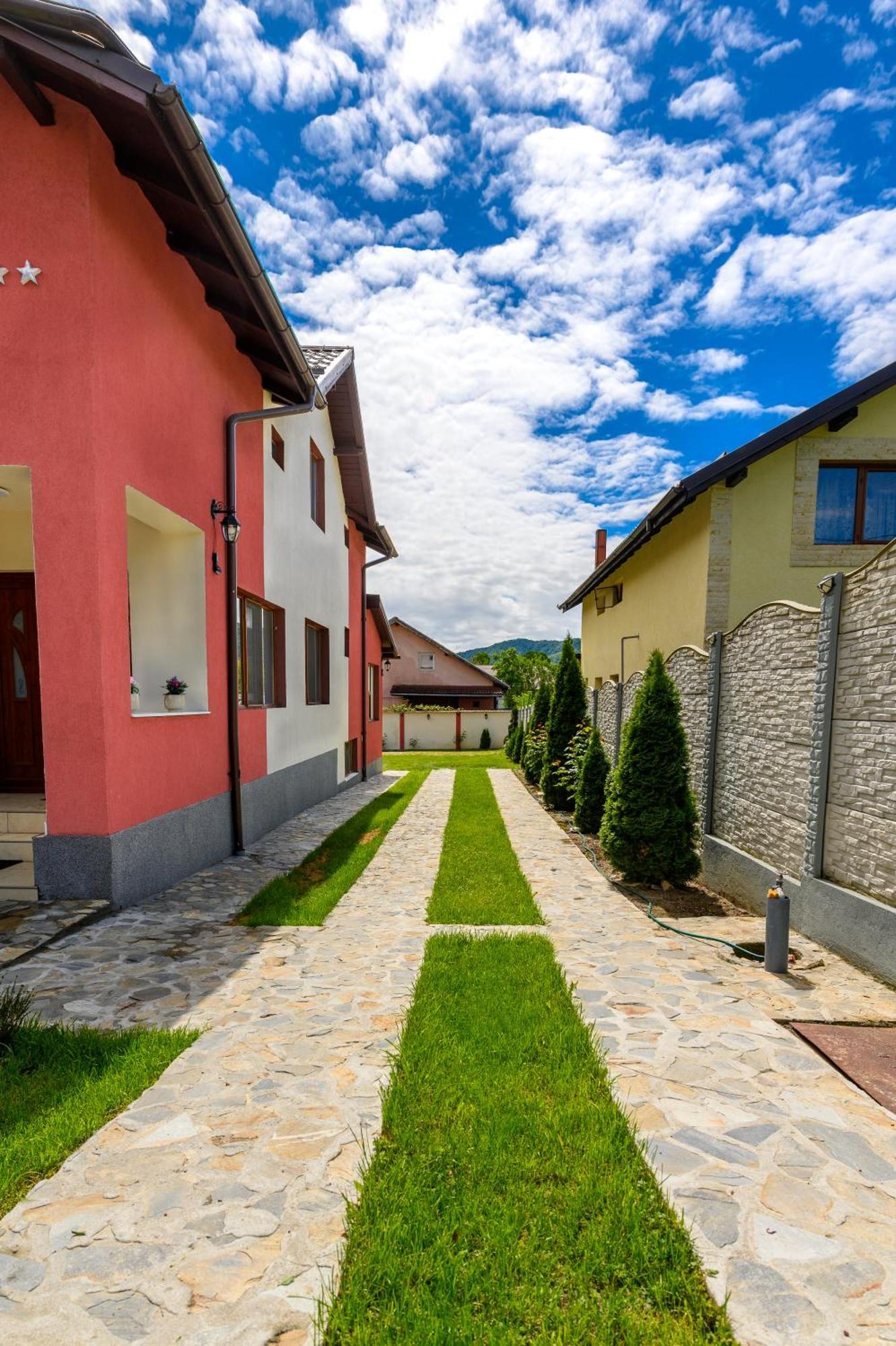 Hotel Casa Alex Călimăneşti Exteriér fotografie