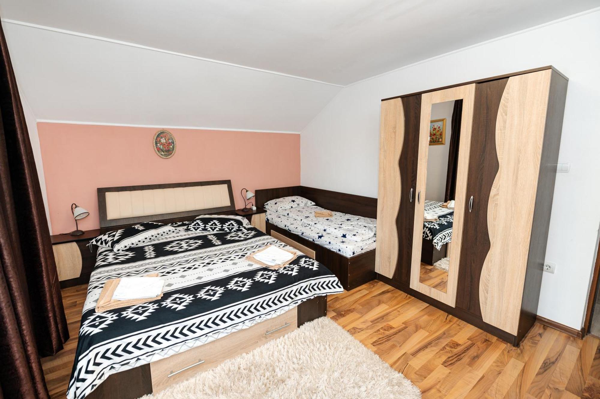 Hotel Casa Alex Călimăneşti Exteriér fotografie