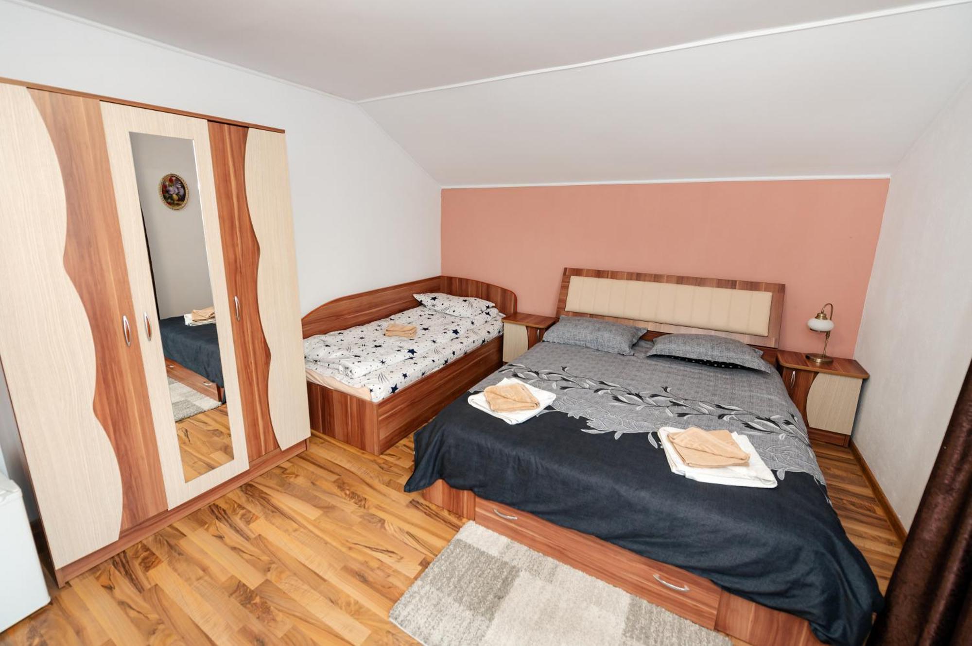 Hotel Casa Alex Călimăneşti Exteriér fotografie